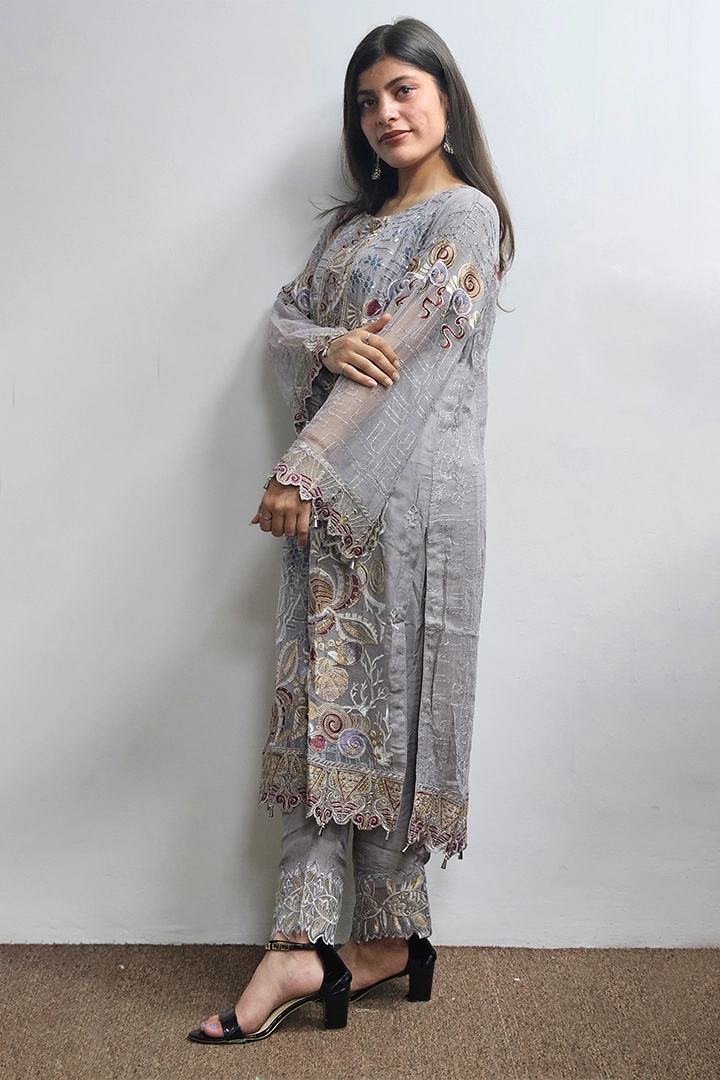 Pakistani Grey Suit Chiffon Dupatta