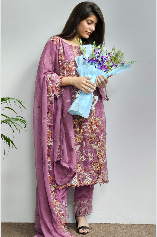 Purple Pakistani Salwar Kameez With Heavy Dupatta